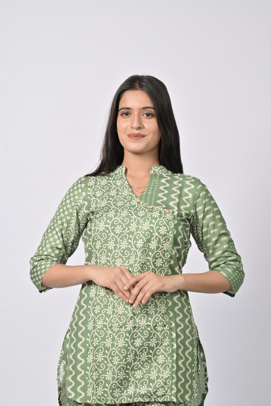 Stylish Green Floral Printed Tunic & Pants Set