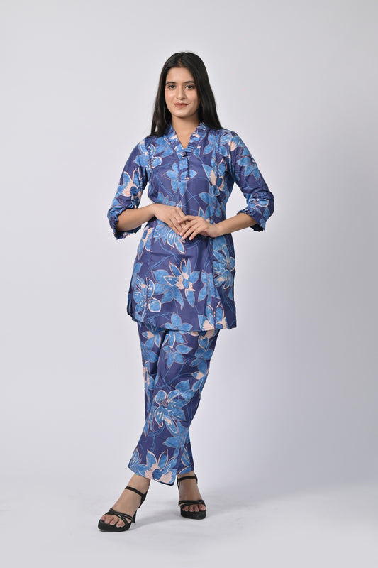 Elegant Blue Floral Print Tunic Set